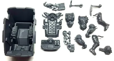 Questoris Imperial Knight Cockpit With Pilot Canis Rex Sir Hekhtur  • £12.99