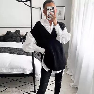H&M Black Wide Cut Sweater Vest Medium Size Medium • $39
