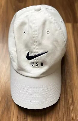 NIKE USA HAT HERITAGE86 In White With Soccer Team Logo Emblem In Back • $15