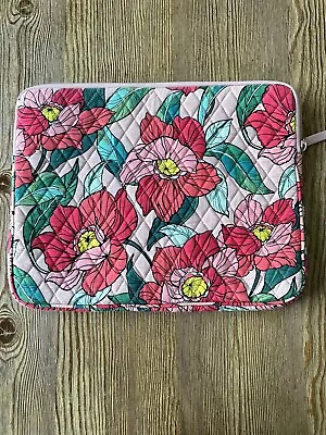 Vera Bradley 15 In Computer Case Sleeve Padded Washable Floral • $23.99