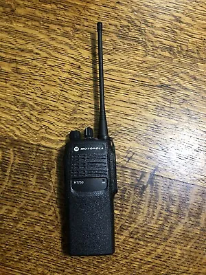 Motorola Ht750 Uhf 16 Channel 403-470 NEW HOUSING NEW ANTENNA • $150