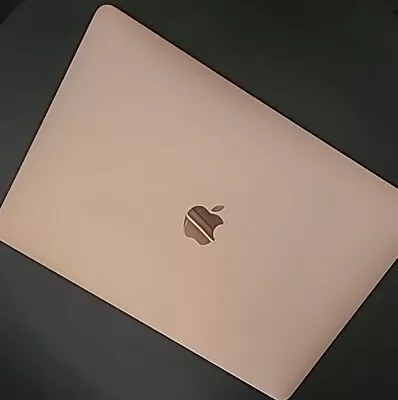 Apple Macbook Air A1932 • $350