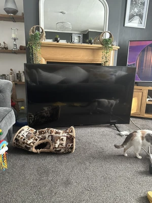 £25 • Buy Samsung Curve 65 Inch 4k Smart Tv - NOT WORKING / FOR PARTS ONLY