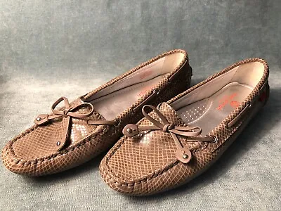 MARC JOSEPH Women Cypress Hill Leather Driving Loafers Snake Stone Tan Sz 6.5 • $26