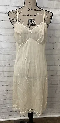 Vanity Fair Vintage Made In USA Sz 36 Full Slip Dress Beige Lacy Neglige • $25.10