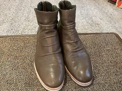 DJANGO & JULIETTE “CLOOPER” Taupe Brown Ankle Boots Size 39 • $52