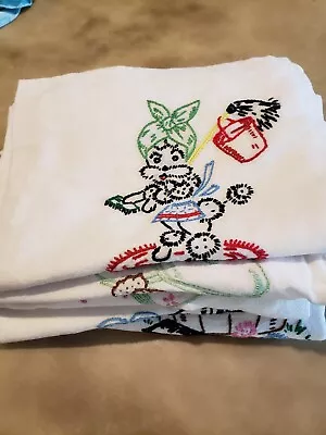 Vintage Kitchen Tea Dish Towels Lot Of 5 Days Of Week Embroidered  • $19.99