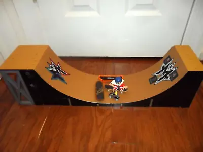 2009 Spin Master Lot Of Skateboards Ramps W/ 2 Mini Tech Figures & 3 Skateboards • $22.99