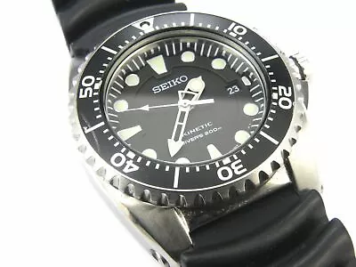 Men's Seiko Divers 5M62-0BL0 Kinetic Divers Watch - 200m • £349.95