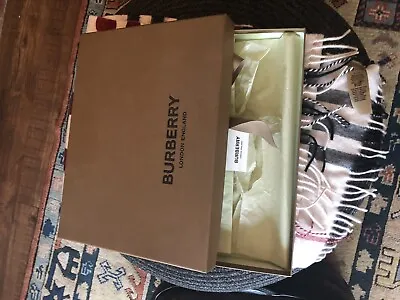 £250 • Buy Burberry 100% Genuine Heart & Spots 100% Cashmere Scarf Brand  New! With Box
