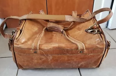 Vintage HARTMANN Leather Duffle Weekend Bag Travel 16 In Read • $124.99