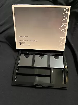 Mary Kay Compact Pro Palette Refillable Magnetic Discontinued Free Ship READ • $10.99