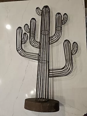 Mid Century Wire SAGUARO CACTUS Sculpture - Metal Garden Art -  Western Vintage • $79.99