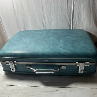 Vintage American Tourister Briefcase Hard Shell Blue Suitcase  24” X 16” • $18.99