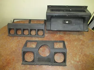 Jeep YJ Wrangler Dash Trims Bezels Glove Box  1987 / 1995 All 4 Piece's  Used • $85