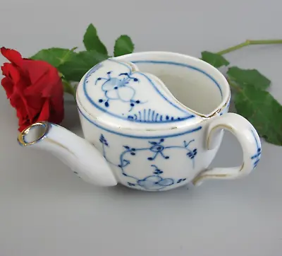 Invalid Feeder - Cup With Spout. Onion Pattern. Antique Blue & White China. VTG. • £9.99