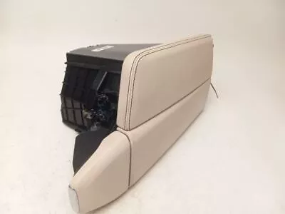 2012 Mercedes-benz Ml63 Amg Center Console Armrest 47227 • $195