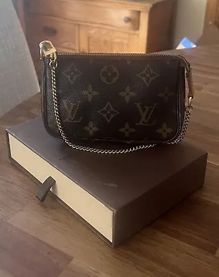 Louis Vuitton Mini Pochette Accessoires Monogram Canvas Make Up Bag Pouch ￼ • £361.93