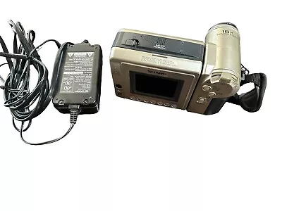 Sharp VL-A110 VL-A10U 8mm Video8 Camcorder VCR Player Camera 16x Zoom Hi-Fi • $80