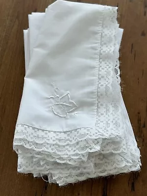 12 Vintage White Cloth Napkins Lace Trim Embroidered Flower 16x16” Leaves • $25