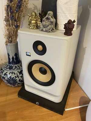 £275 • Buy KRK Rokit RP7 G4 7  Professional Active Studio Monitor White Noise Pair