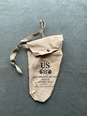 Original WW2 US M1A2-1-1 Non Combatant Gas Mask Bag - Medium Adult - Unissued • $31.57