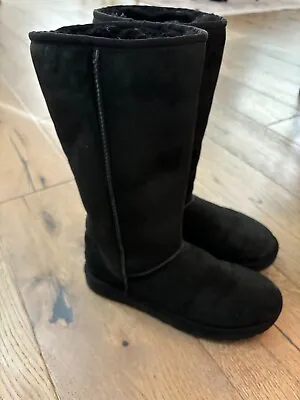 Ugg SN 1016224 Classic Tall Black Suede Classic Tall II Winter Boots Size 10 • $62.99