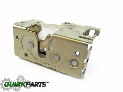 2002-2006 Dodge Sprinter RIGHT SLIDING CARGO DOOR Front Latch Lock GENUINE OE • $70.32