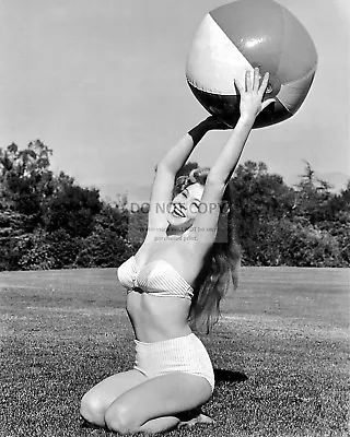 Actress Sue Ane Langdon Pin Up - 8x10 Publicity Photo (ab-046) • $8.87