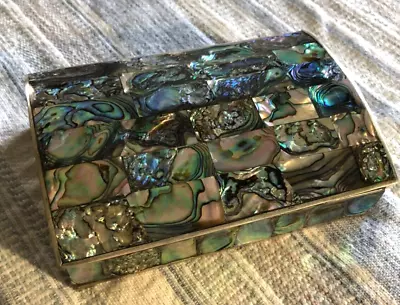 Alpaca Mexico Abalone Mother Of Pearl Shell Trinket Pill Box Hinged Vtg • $7.50