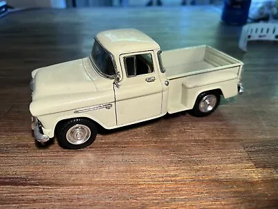 1955 Chevy Stepside Truck Ute 1:24 Model Car  • $44