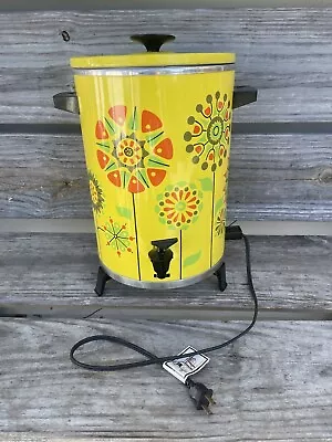 Vintage West Bend Coffee Pot 30 Cup Groovy Yellow Flowers WORKS! See Photos. 😍 • $42.95