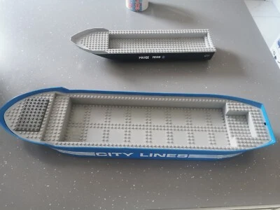 £34.95 • Buy LEGO Huge Boat Hull City Lines From City Harbor Container Ship 7994 04-06 (H) 