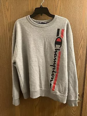 Champion Cotton/Poly Blend Crewneck Sweatshirt Large • $14.99