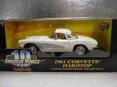 Ertl 1:18 1961 Corvette Hard Top White With Silver Coves Mint In Box • $2.99