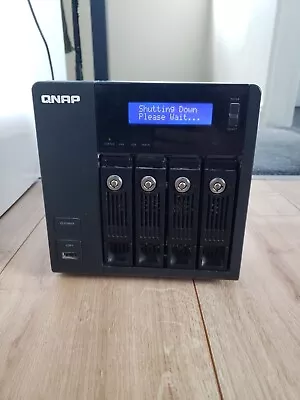 QNAP TS-469 PRO 4-Bay NAS Enclosure No HD Drives **Faulty** • £37