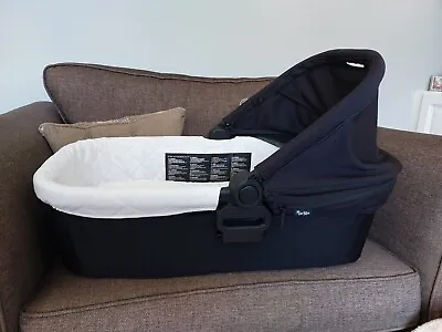 Baby Jogger City Mini 2 / Gt2 Carrycot • £40