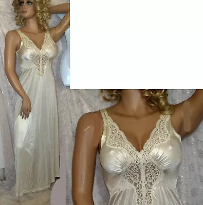 Beautiful VTG White Fabulous Bodies Spandex Top Nylon Olga Esque Negligee M L • $49