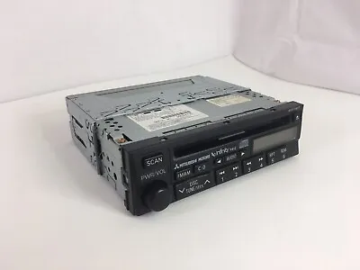 00-01 Mitsubishi Montero OEM Radio Infinity P912 Factory Stereo Unit 2000 2001 • $59.99