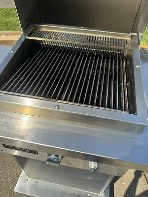 TEC Patio FR 26-Inch Infrared Natural Gas Grill Stainless Pedestal - PFR1NTPEDS • $800