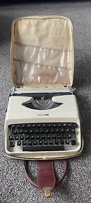 Vintage Underwood 18 Typewriter With Original Carry Case Spares & Repairs • £19.99