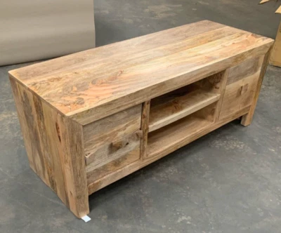 £75 • Buy Light Dakota Media Unit (E171)