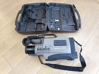 Vintage Professional Panasonic AG-455MB S-VHS Reporter Movie Camera & Carry Case • £5.99