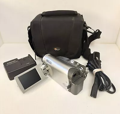 👀💥Panasonic PV-GS29 Mini DV Camcorder 30x Optical Zoom W/Case & Charger💥👀 • $129