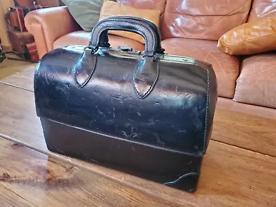 Vintage Schell Emdee Black Leather Medical Doctors Bag • $149