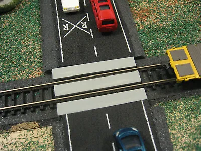 N Scale Grade Road Crossing Gray Concrete Model Code 80 Train Track F/shipping • $9.50