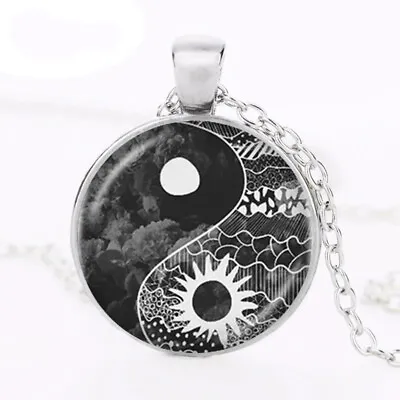 Yin Ying Yang Sun Moon Sign Symbol Nature Necklace Pendant + Free Gift Bag • £5.99