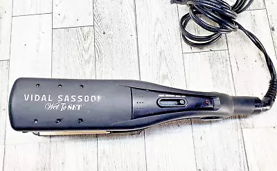 Vidal Sassoon Wet To Set Ceramic Flat Iron 2  Hair Straightener VS155 3 Settings • $17.99