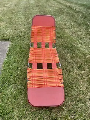 Vintage Folding Aluminum Chaise Lounge Lawn Beach Chair Vinyl PVC Tubing Red • $29.99