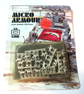 VINTAGE 1981 LOT OF 2 Sets Micro Armor Miniature Army Infantry R-47 SILVER 16X3 • $22